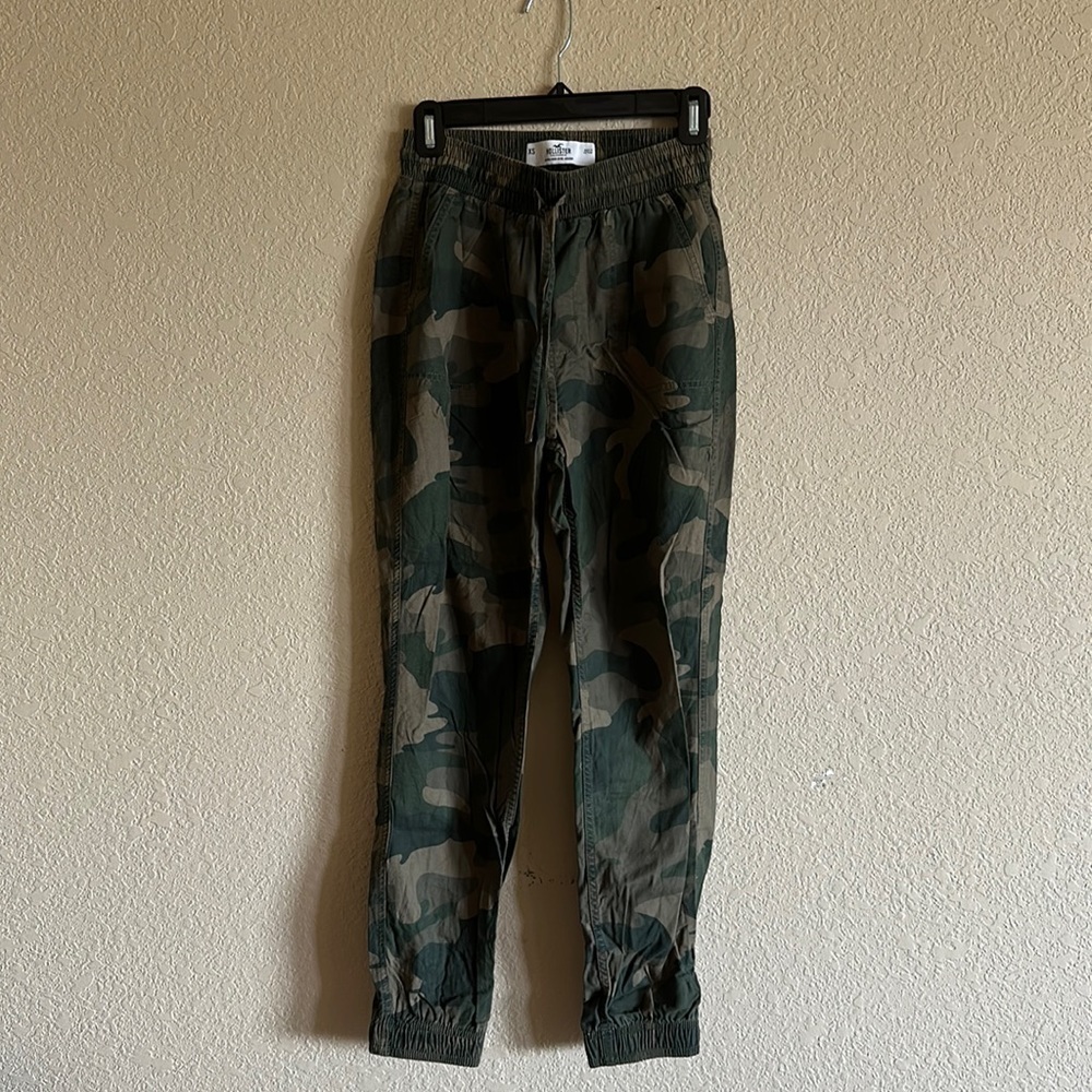Hollister Co Army Camo Jogger Pants size XS